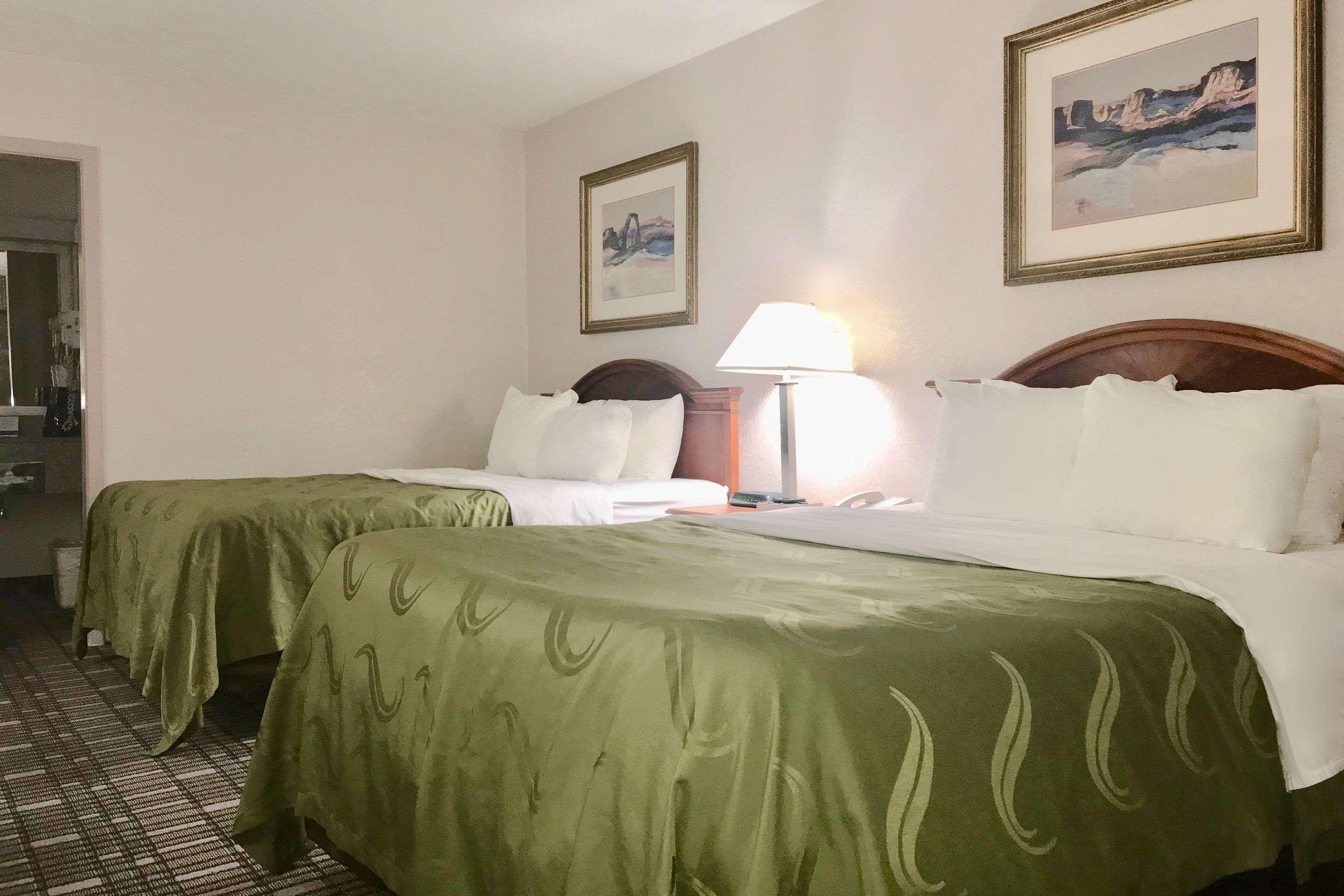 Quality Inn Тикумкари Екстериор снимка