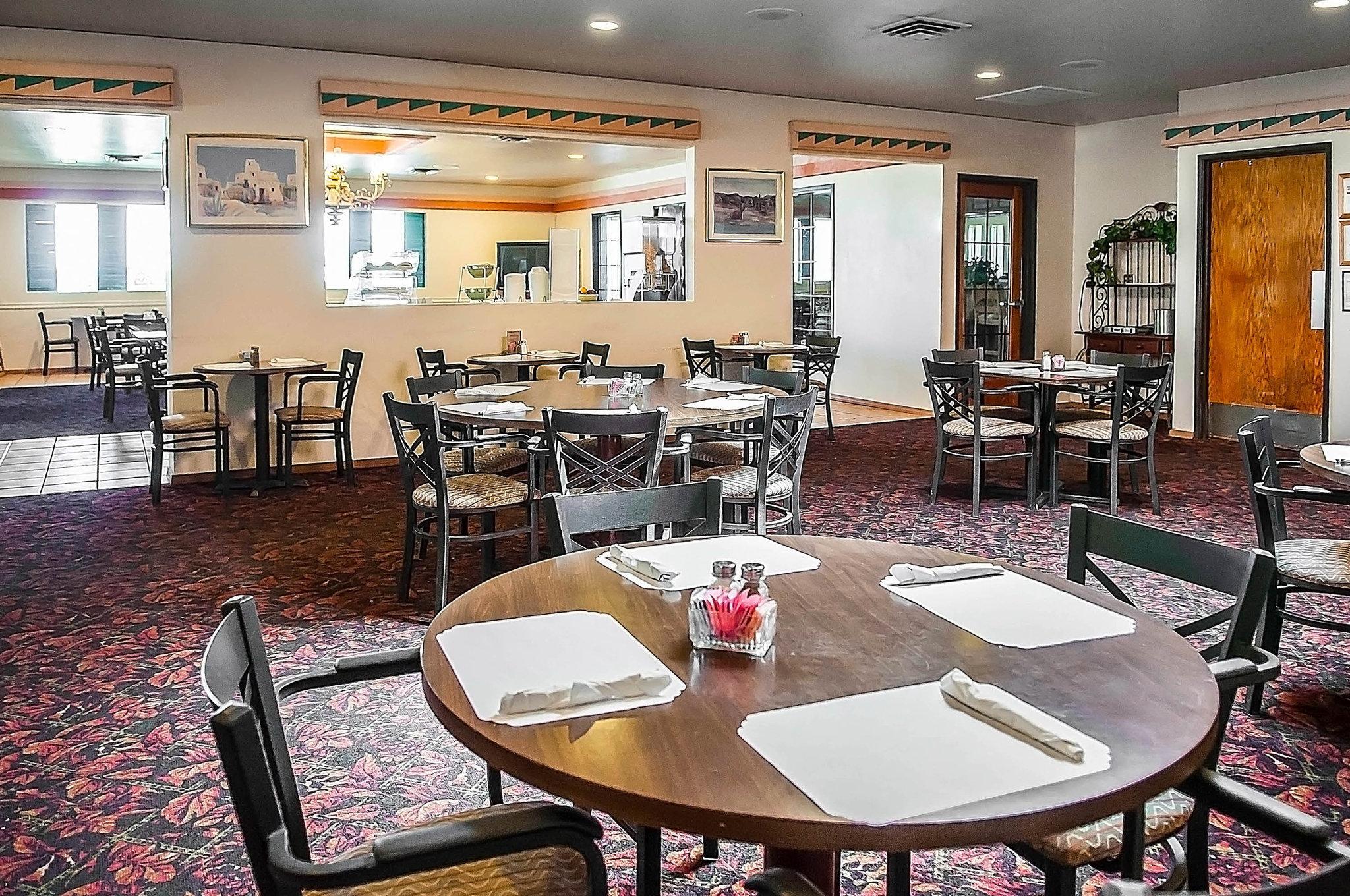 Quality Inn Тикумкари Екстериор снимка